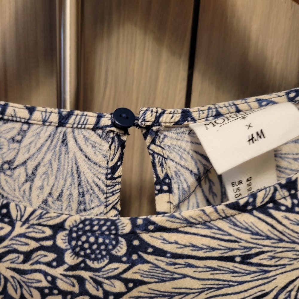 H&M x William Morris & Co Blue and White Floral Blouse 💐Rare - Picture 4 of 14